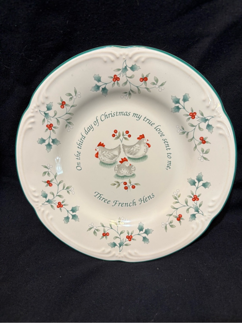 Pfaltzgraff Christmas Three French Hens 8” Plate 12 Days of Christmas
